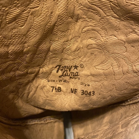 Tony Lama women’s boots. Worn once. - Picture 4 of 5